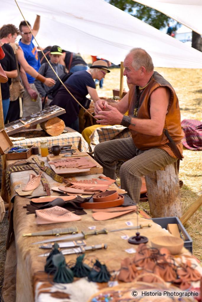 Les Arverniales 2015 - Les marchands - Historia Photographie 007.jpg